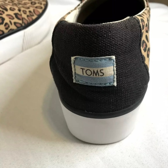 Toms Platform Slip On Sneakers Black/ Brown Cheetah Leopard Print women 8.5 - Picture 10 of 11